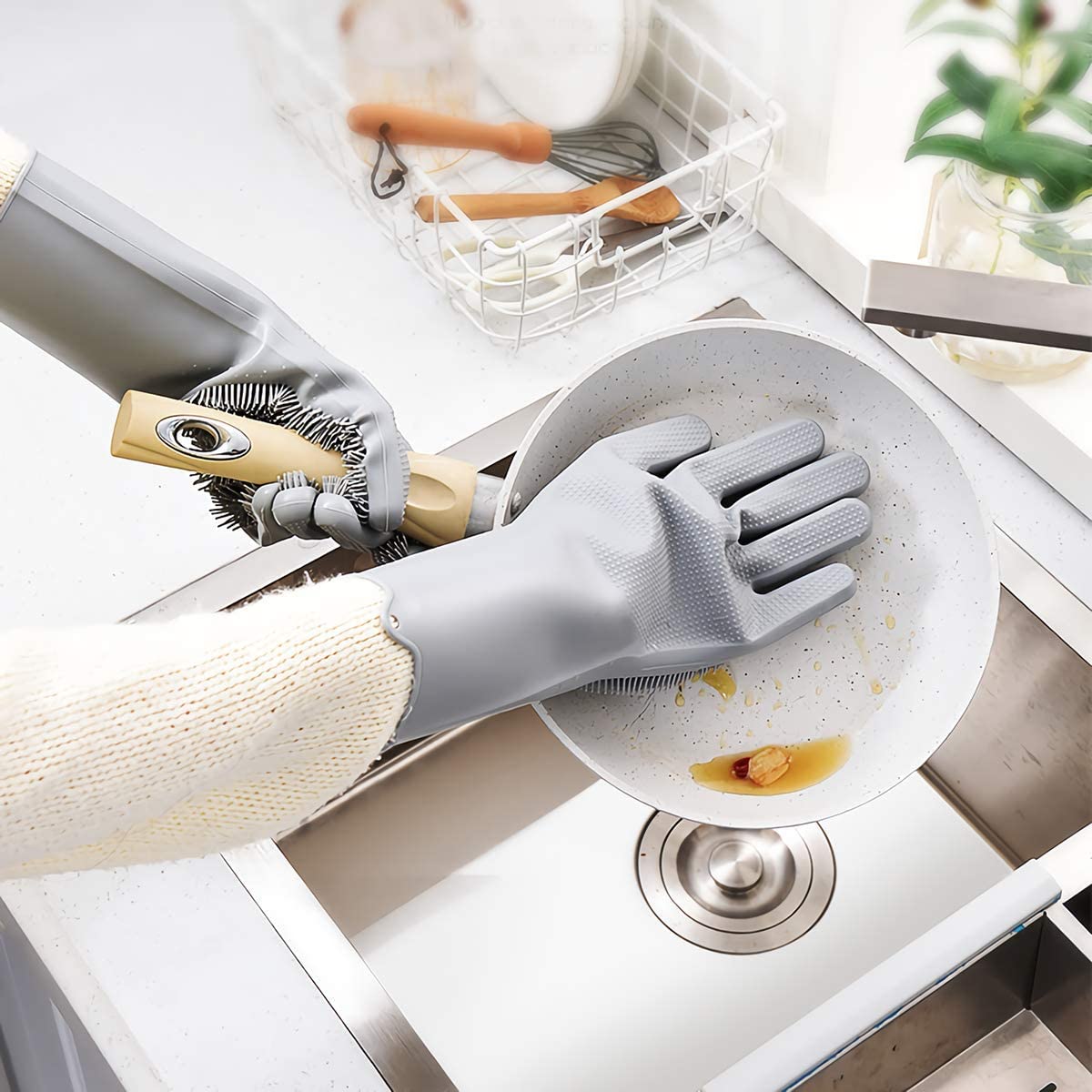 Magic Reusable Silicone Gloves with Scrubber | Heat Resistant Multipurpose Cleaning Gloves for Kitchen, Dishwashing, Car, and Household Use
