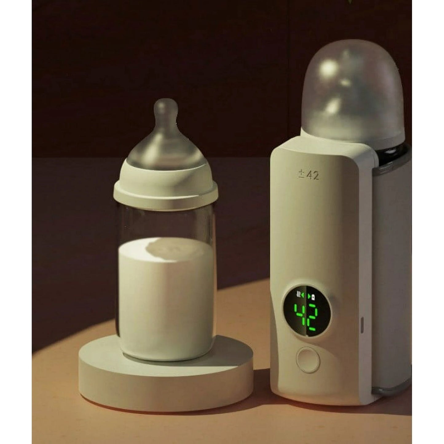 Portable USB Rechargeable Baby Bottle Warmer | Moclever Battery-Powered Milk Heater with Digital Display & 6 Heating Levels – Perfect for Travel